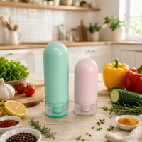 Vente en gros de flacons cosmétiques en plastique colorés sans air, flacons rechargeables arrondis, 15 ml, 30 ml, 50 ml, flacons de haute qualité