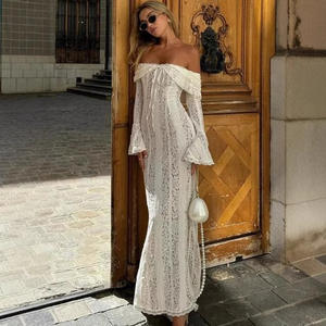 Z-1042 Vestido de Mujer Elegante con Mangas Acampanadas y Cordones, Nueva Colección Otoño 2026, Venta al Por Mayor - Product Image 1