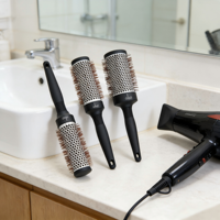 Brosse à cheveux de Salon professionnel de haute qualité en céramique ionique ronde baril peigne de coiffure brosses rondes pour cheveux professionnels