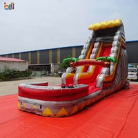 Toboggan aquatique gonflable commercial de 18 pieds de haut avec échelle d'escalade et piscine profonde pour événements en plein air
