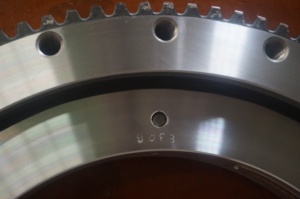 ตลับลูกปืนหมุนสำหรับแท่นขุดเจาะบิโบ พร้อมวงแหวนเกียร์ภายนอก - Product Image 3