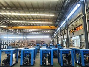 Compressore d'Aria a Vite Industriale Professionale All-In-One di Alta Qualità con Essiccatore, Serbatoio e Configurazione Stazionaria, Raffreddato ad Aria - Product Image 6