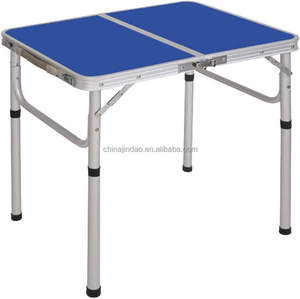 <span class=keywords><strong>Valise</strong></span> pliée centrale en aluminium de 2 pieds <span class=keywords><strong>Petite</strong></span> <span class=keywords><strong>table</strong></span> portable avec filet <span class=keywords><strong>Table</strong></span> de <span class=keywords><strong>camping</strong></span> légère Mini <span class=keywords><strong>table</strong></span> de pique-nique en métal pour l'extérieur - Product Image 4