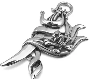 Stainless Steel hiphop Jewelry/Cloth Fittings Design men's stainless steel dagger knife sword pirate skull pendant fittings