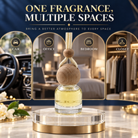 Diffuseur de parfum suspendu pour voiture, décoration intérieure, diffuseur en verre, bouchon en bois, pendentif personnalisé, fourniture en gros OEM ODM pour véhicules
