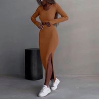 Ensemble 2 pièces pour femmes : Haut court à manches longues et jupe longue fendue en maille côtelée – Ensemble sexy assorti – OEM ODM Personnalisé