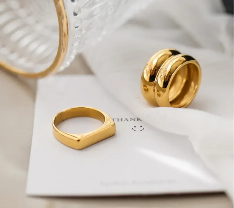 Gioielli placcati in oro di Design coreano anelli di dichiarazione audaci gioielli da donna anello a doppia cupola con fascia spessa spessa in acciaio inossidabile