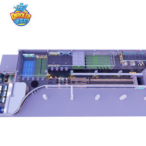 Indoor speeltuin met trendy speeltoestellen, doolhof en grote glijbanen voor kinderen, geschikt voor commerciële doeleinden. - Product Image 3