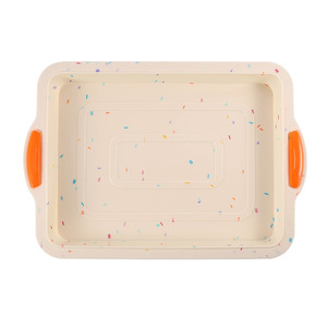 Moule à gâteau <span class=keywords><strong>carré</strong></span> en silicone Moule à brownie Ustensiles de cuisson avec poignées antidérapantes Moule de cuisson antiadhésif pour pain, gâteau et <span class=keywords><strong>tarte</strong></span> - Product Image 4