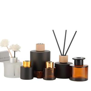 Popular vacío 150ml redondo negro blanco Reed difusor juegos aromaterapia fragancia Perfume botella de vidrio para aceites esenciales y Arom - Product Image 6
