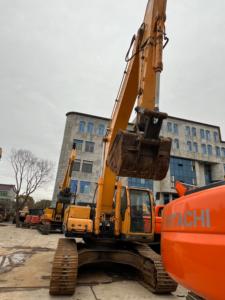 High Efficiency HYUNDAI <b>Used</b> <b>Excavator</b> 305-9 30 Ton 198KW Power for Earthmoving Construction Tasks <b>Used</b> hyundai 305 Excavatorn - Product Image 4