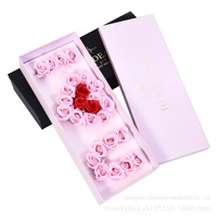 Couleur et style personnalisés je t'aime maman boîte à fleurs en rose boîte cadeau rectangulaire en rose pour les cadeaux de la Saint-Valentin