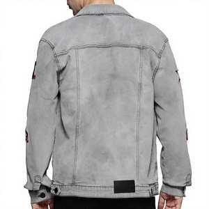 Chaqueta de Mezclilla Gris para Hombre con Diseño de Parches, Cuello Camisero, Estilo Casual, Cierre de Botón Sencillo, Chaqueta de Algodón - Product Image 2