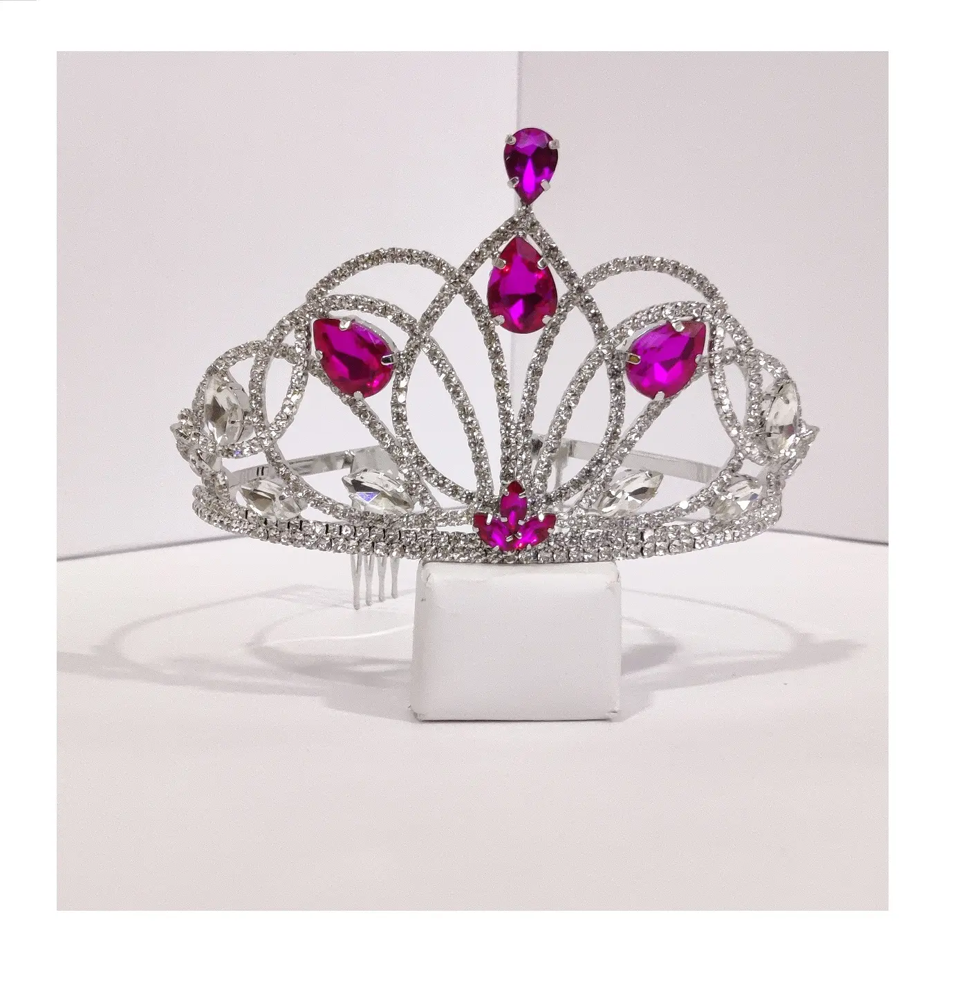 Cristallo Vintage Royal Queen diademi e corone donne Pageant Prom Diadem ornamenti per capelli accessori per gioielli per capelli da sposa