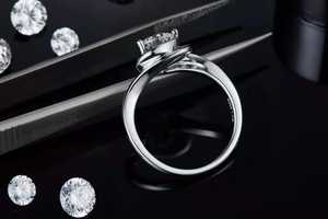 ใหม่อินเทรนด์ทองขาวชุบรอบ6.5มิลลิเมตร Moissanite 1ct CZ หินเครื่องประดับ925เงินสเตอร์ลิงแหวนหมั้น - Product Image 4