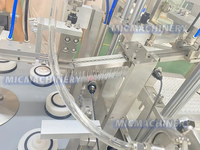 Machine automatique de remplissage et de bouchage de seringues en verre pour seringues préremplies sous vide, ligne de conditionnement de gel acide