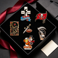 Broche commémorative vintage pirate en émail dur personnalisé, épinglette en métal émaillé, logo personnalisé, personnage irrégulier