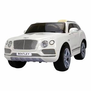 Lisanslı Bentley yeni Model özel oyuncak arabalar bebek ekipmanları çocuk manuel müzik ve Led ışıkları ile araba binmek - Product Image 1