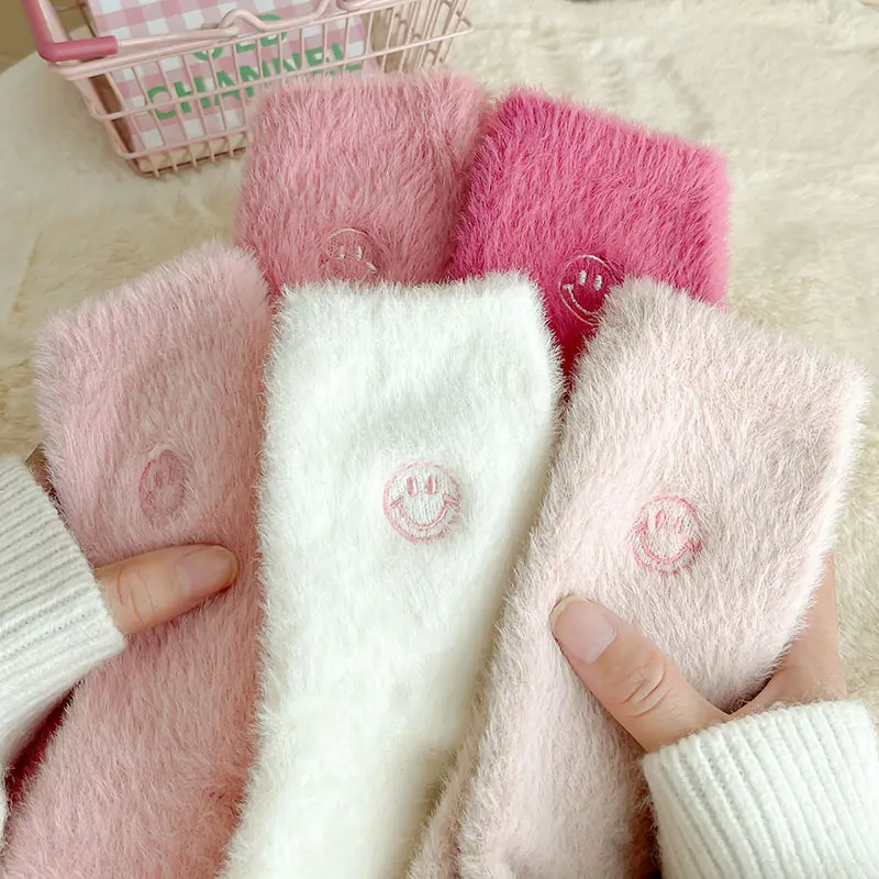 Custom Logo Fashion Winter Mink Velvet Furry Pile Socks White Plush Thickened Warm Sleeping Floor Casual Polyester Socks