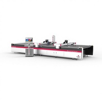 Machine de découpe automatique CNC à grande vitesse pour cuir véritable (cuir de vache) avec commande PLC pour chaussures, sacs et gants