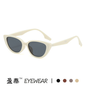 แว่นตา แว่นกันแดดทรงแคทอาย กรอบพีซีสีดำ UV400 แว่นกันแดดสำหรับผู้หญิง - Product Image 2