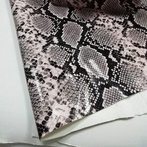 Hot Bán Hàng Da Vật Liệu Mô Hình Con Rắn <span class=keywords><strong>Python</strong></span> Tổng Hợp Thân Thiện Với Môi PU Da Cho Thương Hiệu Của Túi Xách Hoặc Giày Làm - Product Image 4