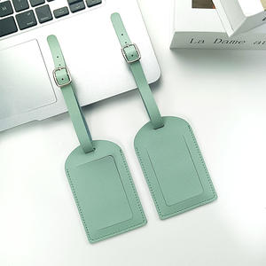 Etiquetas de identificación de equipaje de piel sintética al por mayor con cubierta de privacidad completa para hombres y mujeres, clips para maletas y bolsos. - Product Image 6