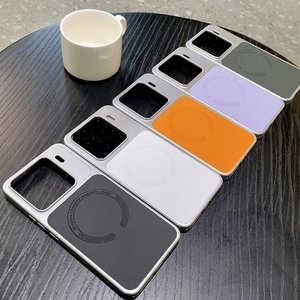 Étui de téléphone magnétique en cuir argenté style <span class=keywords><strong>Ins</strong></span>, série Instant, pour peaux sensibles, compatible avec iPhone 15 et 15 Pro - Product Image 6