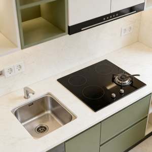 Juego de Muebles de Cocina Balom Personalizados con Acabado en Madera Verde, Tiradores Dorados, Almacenamiento Integrado, Muebles de Cocina Modernos para Villa - Product Image 5