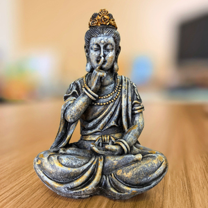 Figura de <span class=keywords><strong>Buda</strong></span> Meditando Silencioso Estilo Vintage Xi Qing, Artesanía de Resina en Forma de Barril, Adorno de Escritorio para el Día de San Valentín, Mesa de Té, Sala de Estudio - Product Image 1