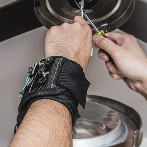 מחזיק כלי מגנט כף היד מגנטי עבור handyman, טק, חנון, מכונאי, חשמלאי - Product Image 5