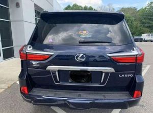 <span class=keywords><strong>Lexus</strong></span> <span class=keywords><strong>LX</strong></span> <span class=keywords><strong>570</strong></span> USADO 2023 con Poco Kilometraje en VENTA - Product Image 6