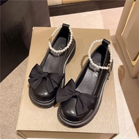 2024 nouvelle chaussure de conception pour les filles en plein air portant des petites chaussures en cuir à la mode de Style français