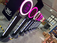 Photo Booth iPad Portabel Terlaris Baru dengan Lampu Cincin LED RGB Retro untuk Selfie Digital