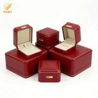Boîte d'emballage de bijoux rectangulaire en cuir PU Feist Feist421 avec logo personnalisé, rouge/couleur personnalisée, doublure en velours plastique moderne