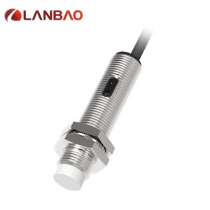 Sensor de Proximidad Capacitivo de 4 mm con Protección IP67, 10-30 VCC, Cable de PVC de 2 m - Product Image 1