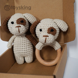 100% hecho a mano Amigurumi lindo cachorro <span class=keywords><strong>perro</strong></span> ganchillo juguete suave sonajero de <span class=keywords><strong>madera</strong></span> <span class=keywords><strong>mordedor</strong></span> infantil - Product Image 5