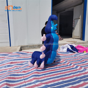 Chenille géante bleue gonflable pour la fête d'<span class=keywords><strong>Alice</strong></span> <span class=keywords><strong>au</strong></span> <span class=keywords><strong>pays</strong></span> <span class=keywords><strong>des</strong></span> <span class=keywords><strong>merveilles</strong></span>, <span class=keywords><strong>personnage</strong></span> de dessin animé gonflable - Product Image 2