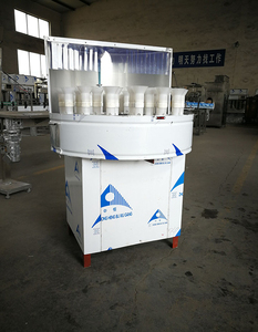 Machine à laver semi-automatique 32 têtes de pulvérisation d'eau rotative bon marché pour le recyclage des bouteilles en plastique pour animaux de compagnie de vin bouteille en <span class=keywords><strong>verre</strong></span> - Product Image 2