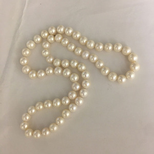 Collana <span class=keywords><strong>di</strong></span> <span class=keywords><strong>Perle</strong></span> Naturali d'Acqua Dolce 100% Naturali, 64 CM, 10-11 mm, Perfettamente Rotonde, Alta Lucentezza, con Nodi tra le <span class=keywords><strong>Perle</strong></span> - Product Image 2