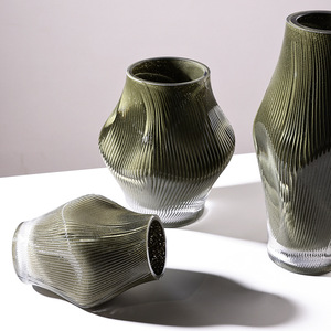 Moderno Florero de Vidrio Verde Oscuro, Exquisito Florero Decorativo de Vidrio Creativo - Product Image 3