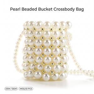 <span class=keywords><strong>Borsa</strong></span> <span class=keywords><strong>a</strong></span> Tracolla <span class=keywords><strong>Mini</strong></span> <span class=keywords><strong>da</strong></span> Donna con Perle e Catena in ABS, Fatta <span class=keywords><strong>a</strong></span> <span class=keywords><strong>Mano</strong></span>, per Matrimoni e Feste Serali, Vendita all'Ingrosso OEM - Product Image 1