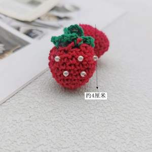 Porte-clés en crochet de perles de fraise écologique de haute qualité, pendentif tricoté mignon pour filles, porte-clés en crochet tissé, pendentif pour sac - Product Image 4