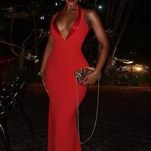 เดรสยาวเซ็กซี่แบบผูกคอเว้าลึกด้านหลัง ทรงเข้ารูป เหมาะสำหรับงานปาร์ตี้ฤดูร้อนและวันหยุดพักผ่อน แฟชั่นสำหรับผู้หญิง - Product Image 2