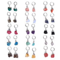 Anting-anting gantung batu mentah multi warna, emas nugget, anting lingkaran berengsel, campuran warna, sepasang, anting batu kelahiran, perhiasan bulan kelahiran