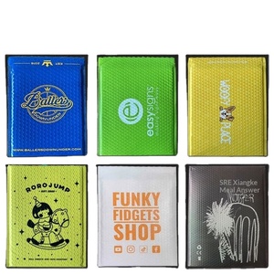 Bolsa de Burbujas Ecológica Autosellable, Gruesa y Perlada, con Adhesivo Acolchado para Envíos de Ropa en Europa y América - Product Image 5