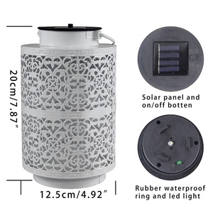 Outdoor motivo bianco appeso LED impermeabile ad energia solare lanterna in metallo per il giardino - Product Image 2