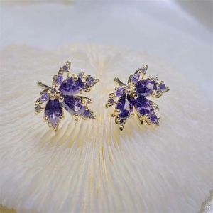 <b>Red</b> Maple Leaf Stud <b>Earrings</b> For Women Party Jewelry Claw Setting Plant Shape Fashion <b>Earrings</b> - Product Image 3