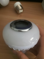 Ampoule LED RGB avec haut-parleur intégré, lecteur de musique, télécommande, éclairage décoratif changeant de couleur, ampoule LED RGB intelligente