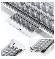 Applique murale LED chromée moderne avec abat-jour en cristal, lumière blanc chaud 3500K pour éclairage de miroir de salle de bain, montage en surface
